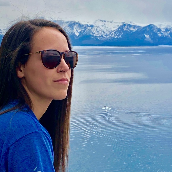 Meet your Posher, Sarah - Picture 1 of 1